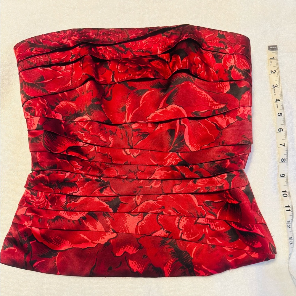 White House Black Market Red Floral Strapless Ruching Top
